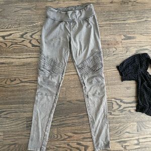 BP moto leggings